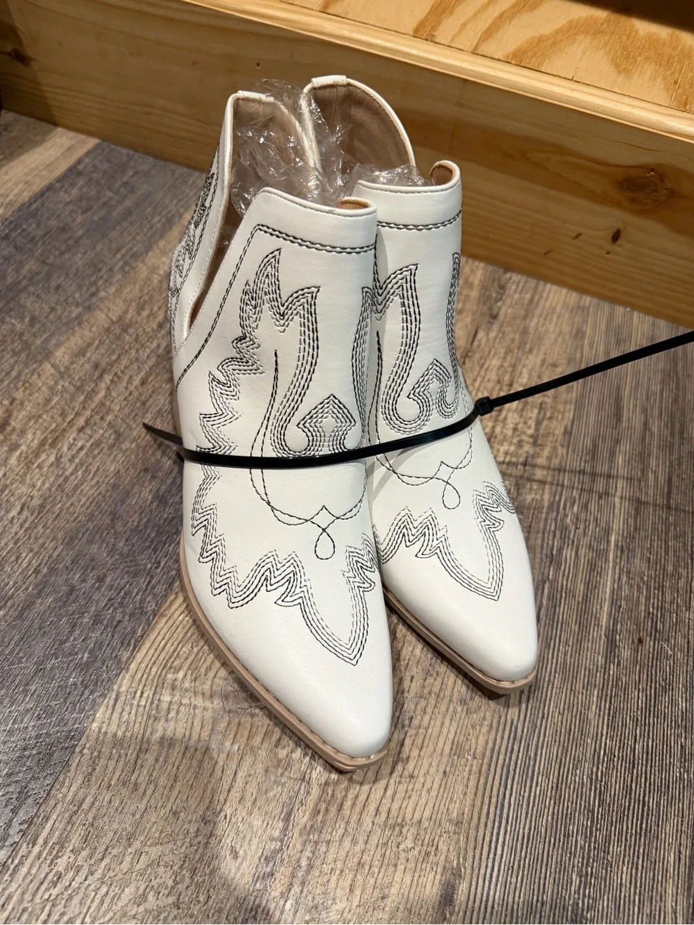 Women's White Western Booties with Decorative Stitching